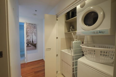 ACD Apartments - Inverell Accommodation 5
