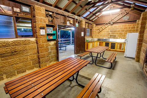 BIG4 Castlemaine Gardens - Inverell Accommodation 26