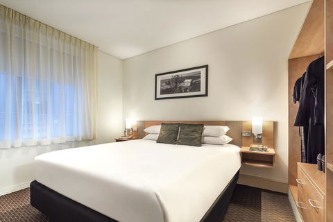 Ibis Melbourne Hotel And Apartments - Inverell Accommodation 1