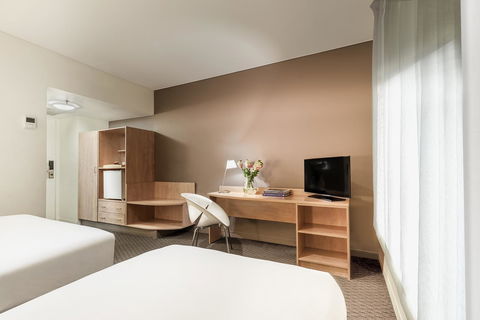 Ibis Melbourne Hotel And Apartments - Inverell Accommodation 8