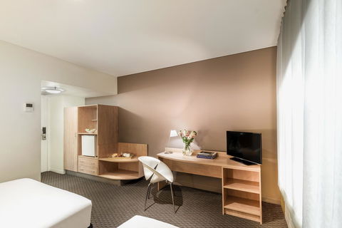 Ibis Melbourne Hotel And Apartments - Inverell Accommodation 10