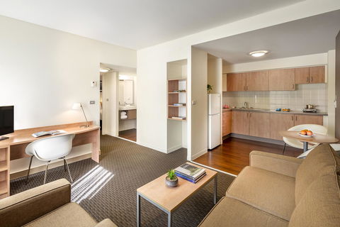 Ibis Melbourne Hotel And Apartments - Inverell Accommodation 12