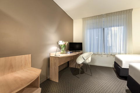 Ibis Melbourne Hotel And Apartments - Inverell Accommodation 9