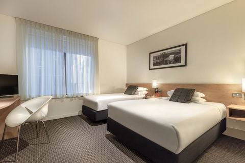 Ibis Melbourne Hotel And Apartments - Inverell Accommodation 7