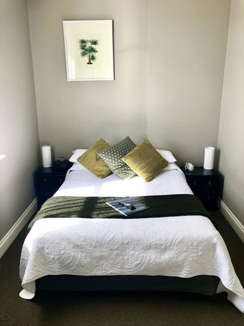 Athelstane House - Inverell Accommodation 6