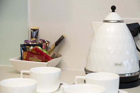 Signature Waterfront Apartments - Inverell Accommodation 8