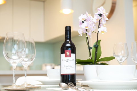 Signature Waterfront Apartments - Inverell Accommodation 10