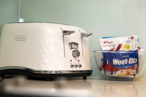 Signature Waterfront Apartments - Inverell Accommodation 7