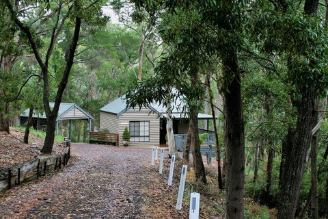 Tangenong Cottages - Inverell Accommodation 16