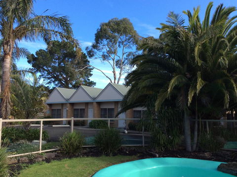 Tropicana Motor Inn - Inverell Accommodation 36