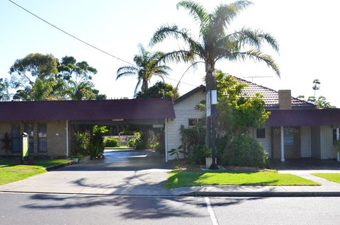 Tropicana Motor Inn - Inverell Accommodation 20