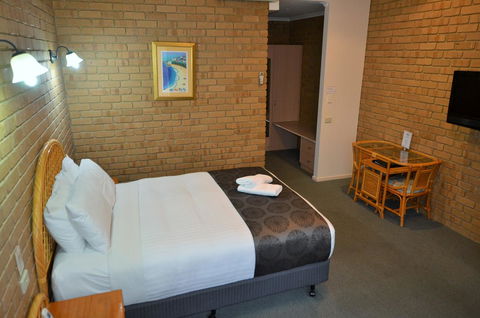 Tropicana Motor Inn - Inverell Accommodation 8