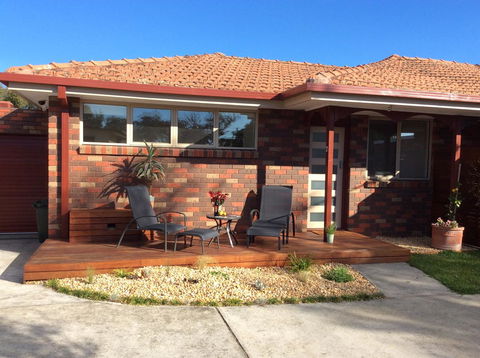Avilla By The Bay - Inverell Accommodation 4
