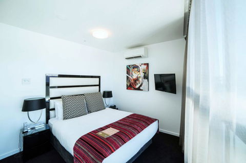 The Sebel Melbourne Docklands Hotel - Inverell Accommodation 2