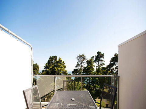 The Waves Apartments - Inverell Accommodation 3