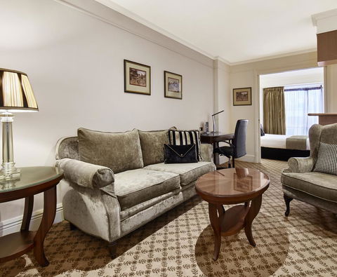 Stamford Plaza Melbourne - Inverell Accommodation 24