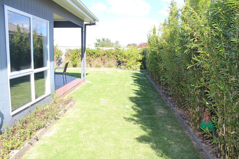 Tamara Temptation - Inverell Accommodation 21