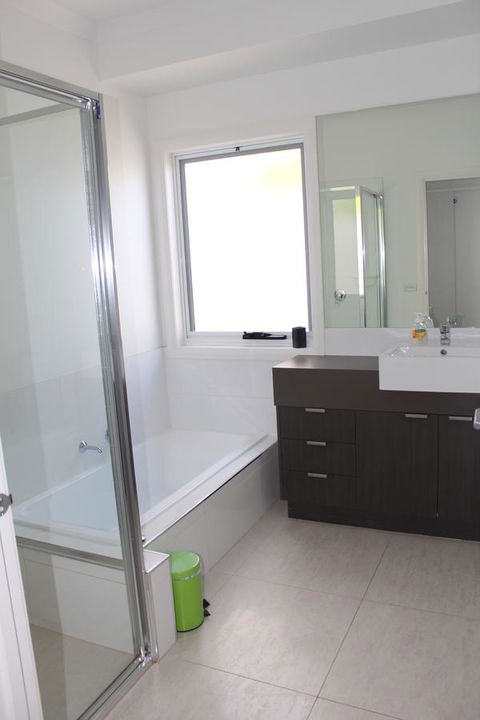 Tamara Temptation - Inverell Accommodation 16