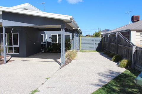 Tamara Temptation - Inverell Accommodation 20
