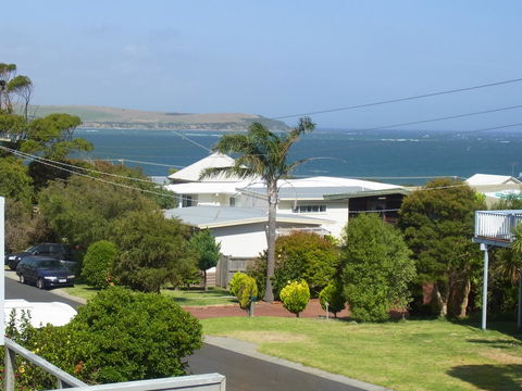 Black Dolphin Beach Penthouse - Inverell Accommodation 16