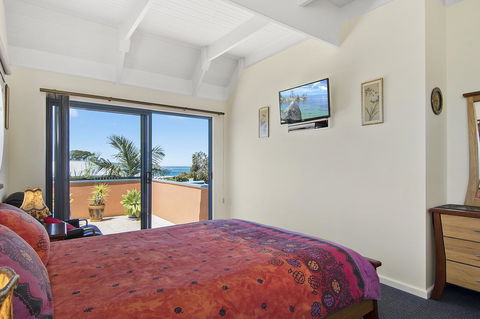Black Dolphin Beach Penthouse - Inverell Accommodation 6