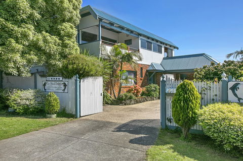 Black Dolphin Beach Penthouse - Inverell Accommodation 1