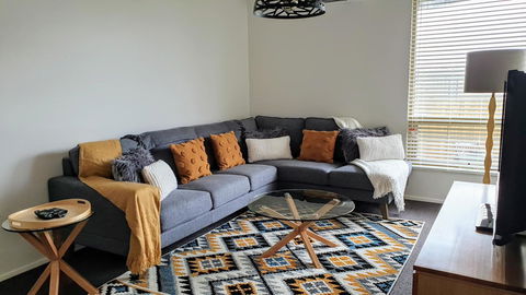 Number 9 Leisure Stay - Inverell Accommodation 1