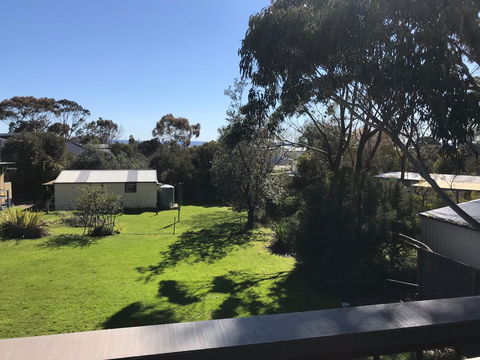 Aloha Ha Phillip Island - Inverell Accommodation 9