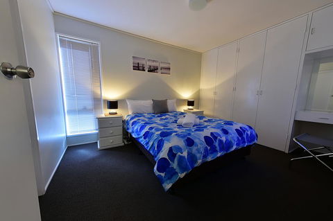 Executive Hideaway - Inverell Accommodation 40