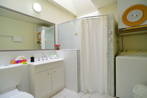 Executive Hideaway - Inverell Accommodation 18