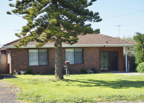 Port Relaxation - Inverell Accommodation 0