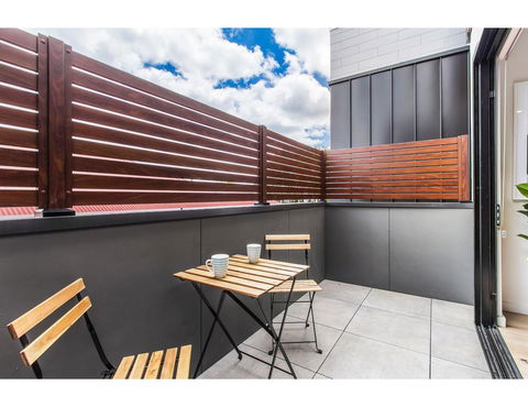 Boutique Apartment In Quiet, Sought-after Suburb - Inverell Accommodation 2