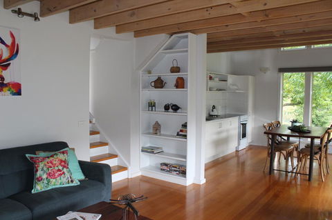Abbys Cottages Bright - Inverell Accommodation 8