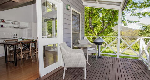 Abbys Cottages Bright - Inverell Accommodation 0