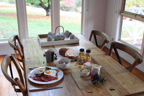 Abbys Cottages Bright - Inverell Accommodation 1