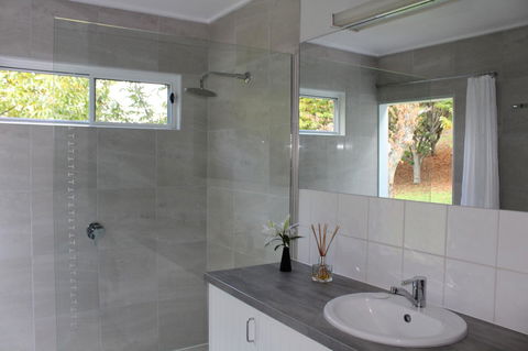 Abbys Cottages Bright - Inverell Accommodation 9