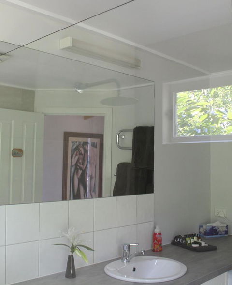 Abbys Cottages Bright - Inverell Accommodation 13