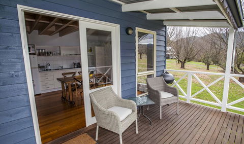 Abbys Cottages Bright - Inverell Accommodation 24
