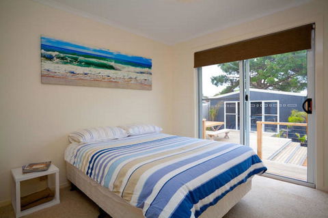 Woolamai Family Retreat - Inverell Accommodation 9