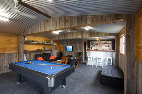 Woolamai Family Retreat - Inverell Accommodation 0