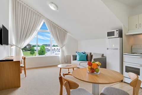 Aligned Corporate Residences Williamstown - Inverell Accommodation 10