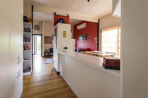 Azen Haven - Inverell Accommodation 9