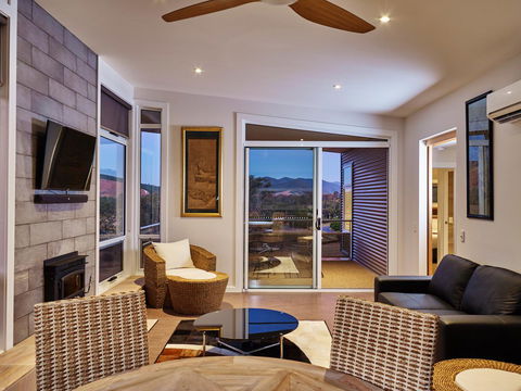 Panoramia Villas - Inverell Accommodation 6