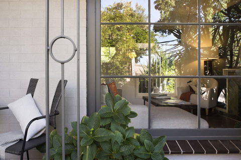 East Street Daylesford - Inverell Accommodation 22