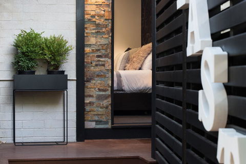 East Street Daylesford - Inverell Accommodation 16