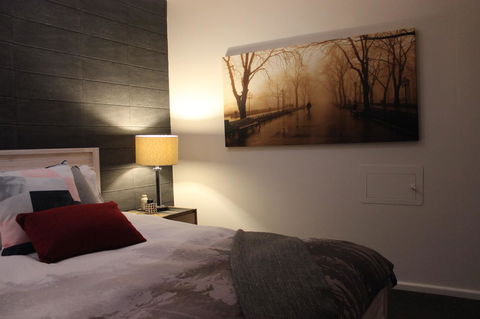 East Street Daylesford - Inverell Accommodation 3
