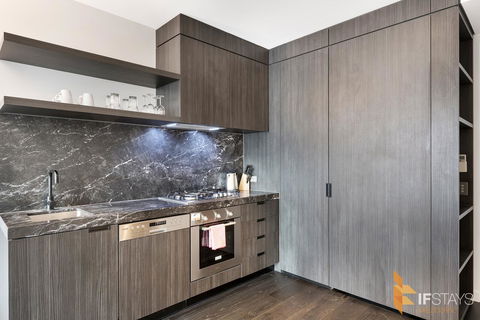 IFSuites (IFSTAYS) North Apartment - Inverell Accommodation 9