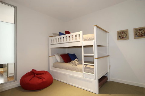 C-Scape Water Front Apartment - Inverell Accommodation 7