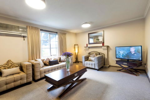 Eltham Gateway Hotel & Conference Centre - Inverell Accommodation 35
