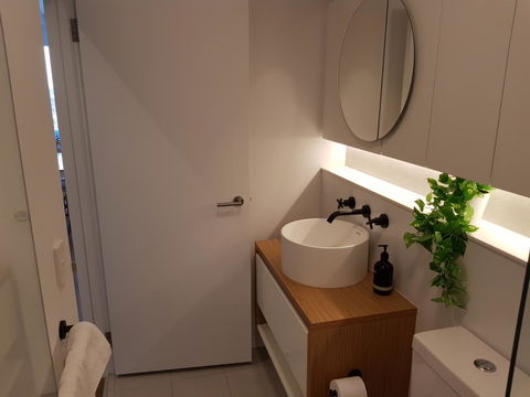 Ivanhoe Apartments - Inverell Accommodation 24